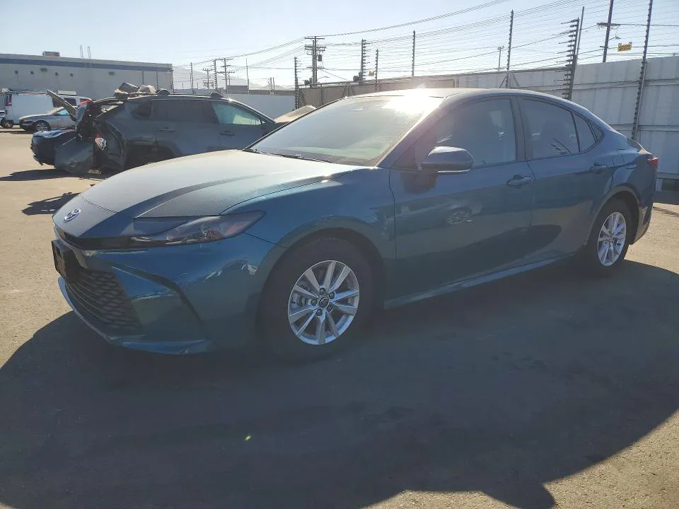 2025 Toyota Camry VIN 4T1DAACK4SU627650 фото 1