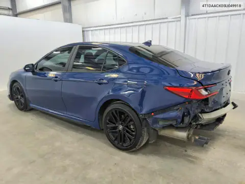 4T1DAACK0SU049918 — 2025 Toyota Camry, фото 2 с аукциона Copart 15.10.2026, Мелкие вмятины и царапины