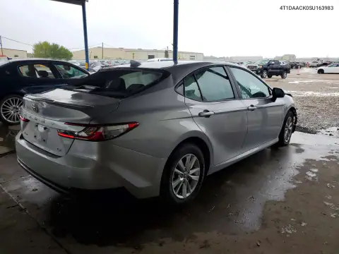 4T1DAACK0SU163983 — 2025 Toyota Camry, фото 3 с аукциона Copart 15.10.2026, Передняя часть