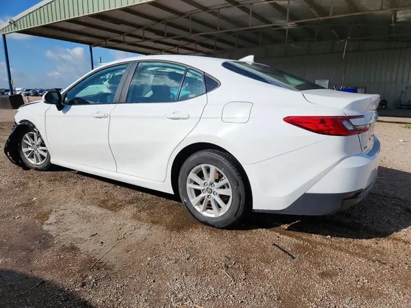 4T1DAACK4SU117377 — 2025 Toyota Camry, фото 2 с аукциона Copart 28.09.2026, Передняя часть