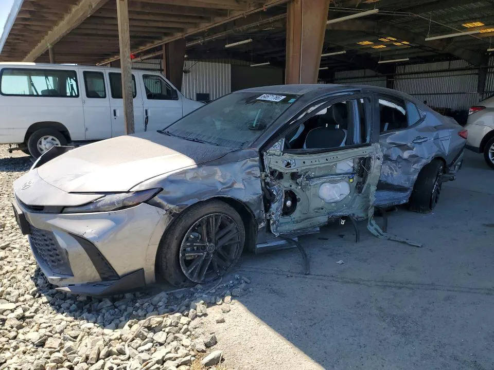 2025 Toyota Camry VIN 4T1DAACK3SU501361 фото 1