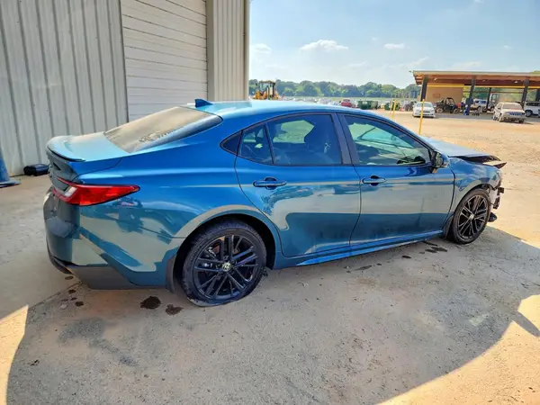 4T1DAACK1SU186012 — 2025 Toyota Camry, фото 3 с аукциона Copart 06.10.2026, Повреждения со всех сторон
