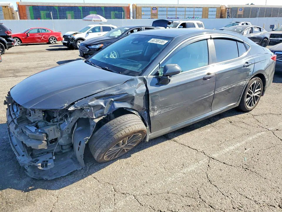 2025 Toyota Camry VIN 4T1DAACK2SU059060 фото 1