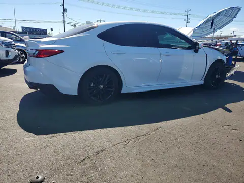 4T1DAACK8SU038780 — 2025 Toyota Camry, фото 3 с аукциона Copart 30.09.2026, Передняя часть