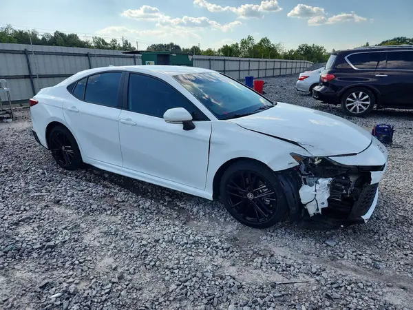 4T1DAACK6SU126579 — 2025 Toyota Camry, фото 4 с аукциона Copart, Передняя часть