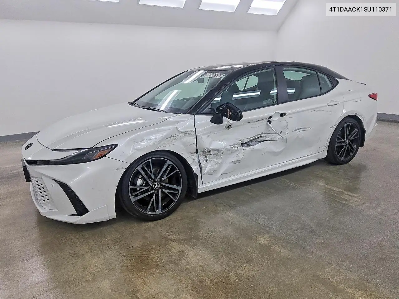 2025 Toyota Camry Xse VIN 4T1DAACK1SU110371 фото 1