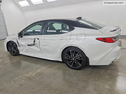 2025 Toyota Camry Xse VIN 4T1DAACK1SU110371 фото 2