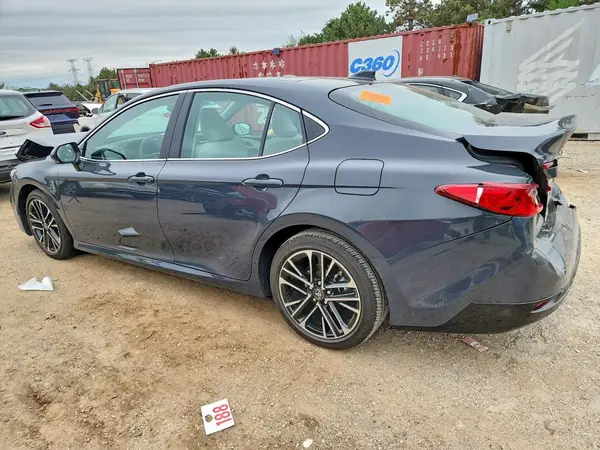 4T1DAACK8SU625996 — 2025 Toyota Camry, фото 2 с аукциона Copart, Передняя часть