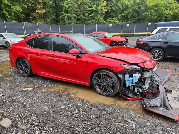 4T1DAACK5SU047677 — 2025 Toyota Camry, фото 4 с аукциона Copart, Передняя часть
