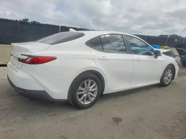 4T1DAACK9SU044202 — 2025 Toyota Camry, фото 3 с аукциона Copart, Передняя часть