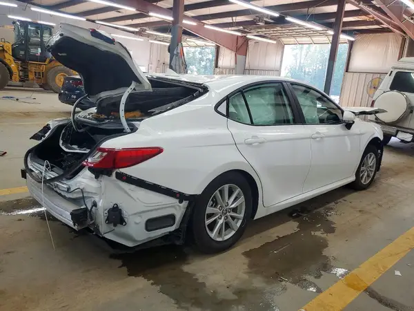 4T1DAACK6SU115680 — 2025 Toyota Camry, фото 3 с аукциона Copart 14.10.2026, Опрокидывание