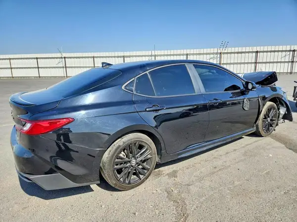 4T1DAACK4SU039635 — 2025 Toyota Camry, фото 3 с аукциона Copart, Передняя часть