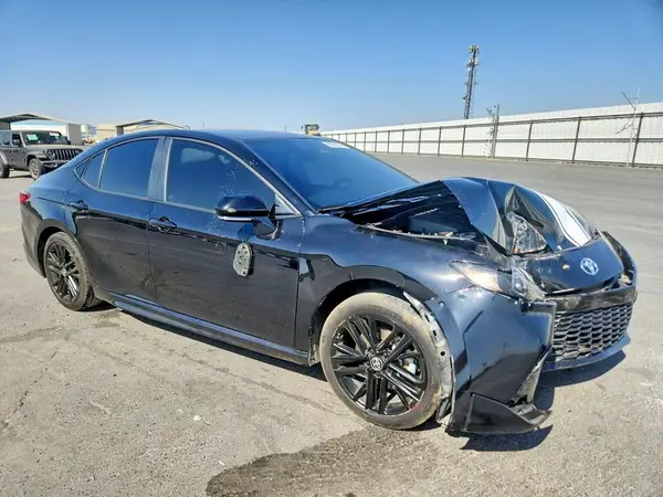 4T1DAACK4SU039635 — 2025 Toyota Camry, фото 4 с аукциона Copart, Передняя часть