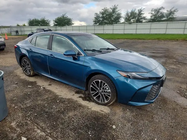 4T1DBADK4SU529844 — 2025 Toyota Camry, фото 4 с аукциона Copart, Боковая часть
