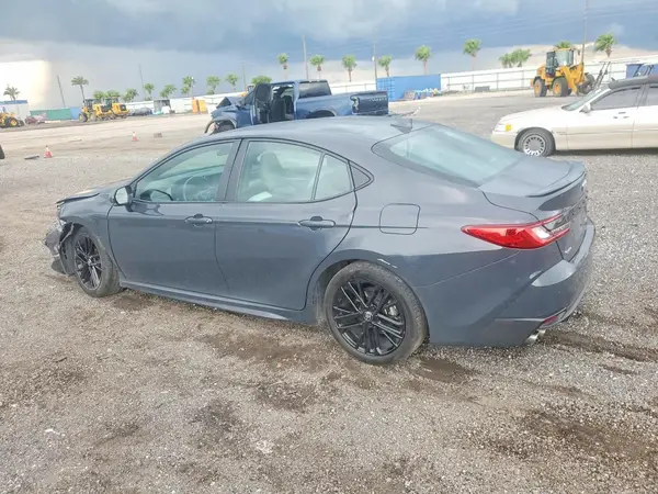4T1DAACK8SU100386 — 2025 Toyota Camry, фото 2 с аукциона Copart, Передняя часть