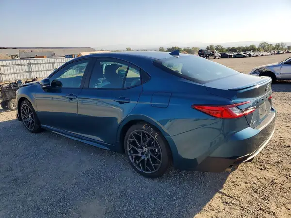 4T1DAACKXSU179866 — 2025 Toyota Camry, фото 2 с аукциона Copart, Передняя часть