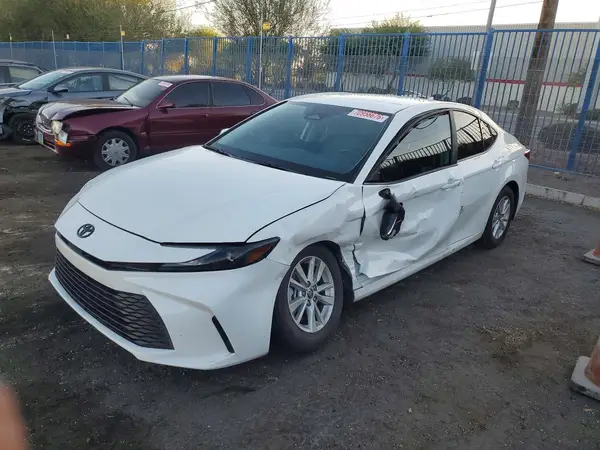4T1DAACK3SU624173 — 2025 Toyota Camry, Боковая часть (Side), фото до ремонта
