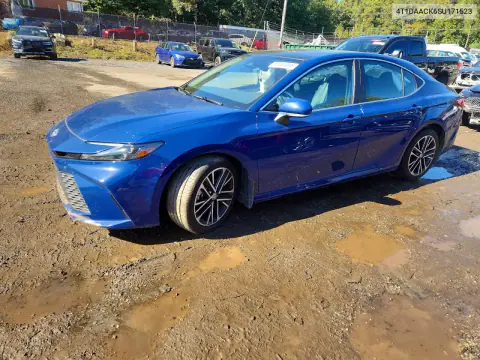 2025 Toyota Camry Xle VIN 4T1DAACK6SU171523 фото 1