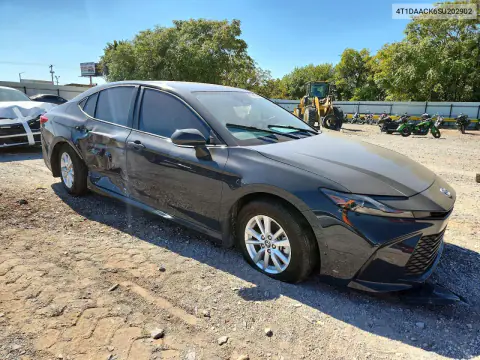 2025 Toyota Camry Le VIN 4T1DAACK6SU202902 фото 4