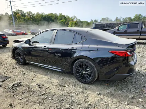 2025 Toyota Camry Se VIN 4T1DAACK9SU510789 фото 2
