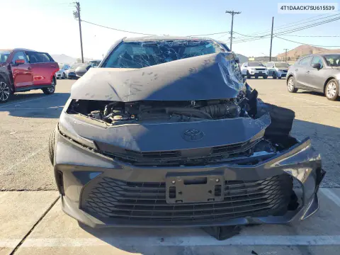2025 Toyota Camry Le VIN 4T1DAACK7SU615539 фото 5