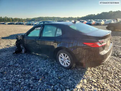 2025 Toyota Camry Le VIN 4T1DAACK1SU518644 фото 2