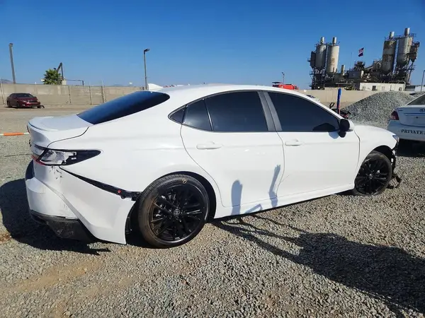 4T1DAACK7TU346413 — 2026 Toyota Camry, фото 3 с аукциона Copart, Боковая часть