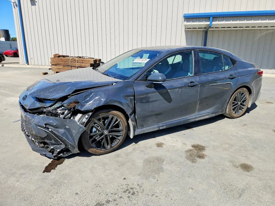 2026 Toyota Camry VIN 4T1DAACK0TU311986 фото 1