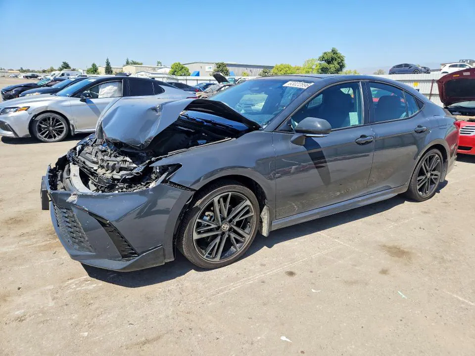 2026 Toyota Camry VIN 4T1DAACK2TU706736 фото 1