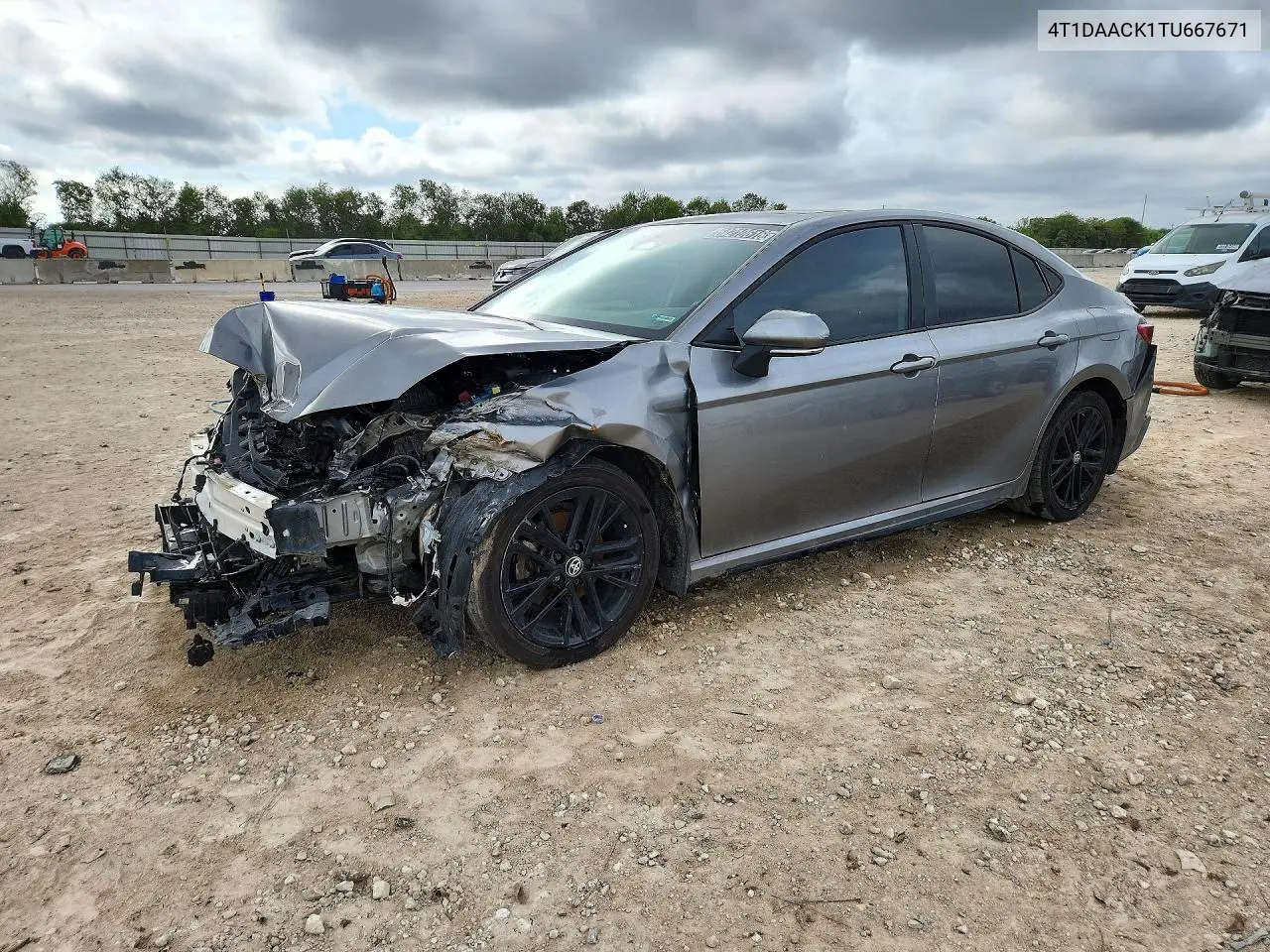 4T1DAACK1TU667671 Toyota Camry 2026 — повреждение Передняя часть, фото до ремонта
