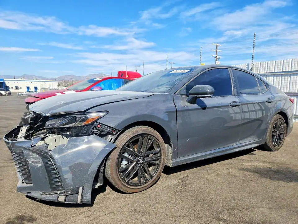 4T1DAACK4TU219117 Toyota Camry 2026 — повреждение Передняя часть, фото до ремонта