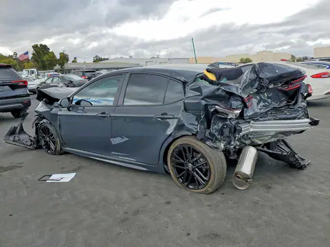 2026 Toyota Camry VIN 4T1DAACKXTU773553 фото 2