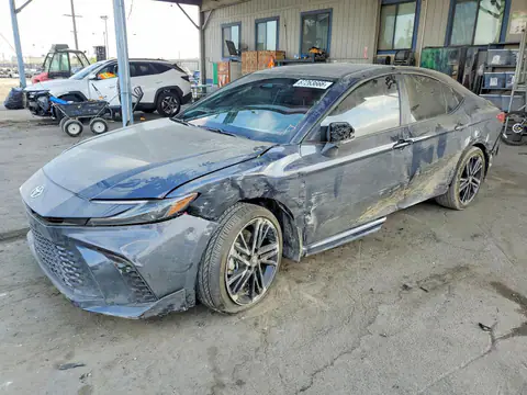 4T1DAACKXTU755120 — 2026 Toyota Camry, Задняя часть (Rear End), фото до ремонта
