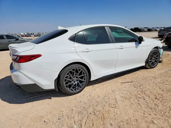 4T1DAACK4TU758434 — 2026 Toyota Camry, фото 3 с аукциона Copart, Передняя часть