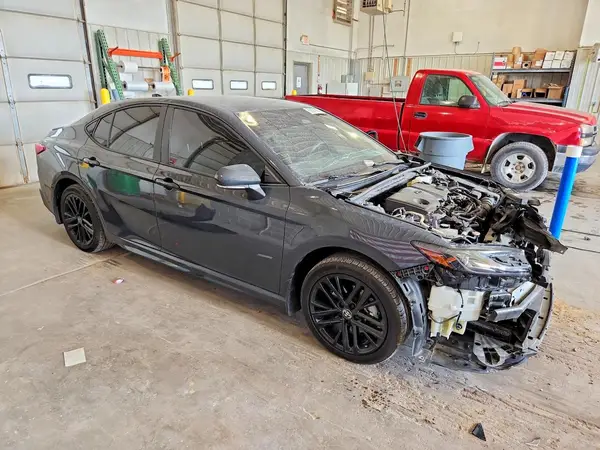 4T1DBADK3TU549780 — 2026 Toyota Camry, фото 4 с аукциона Copart, Передняя часть