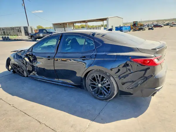 4T1DAACK6TU736452 — 2026 Toyota Camry, фото 2 с аукциона Copart, Передняя часть