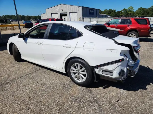 4T1DAACK0TU751481 — 2026 Toyota Camry, фото 2 с аукциона Copart, Подтопление