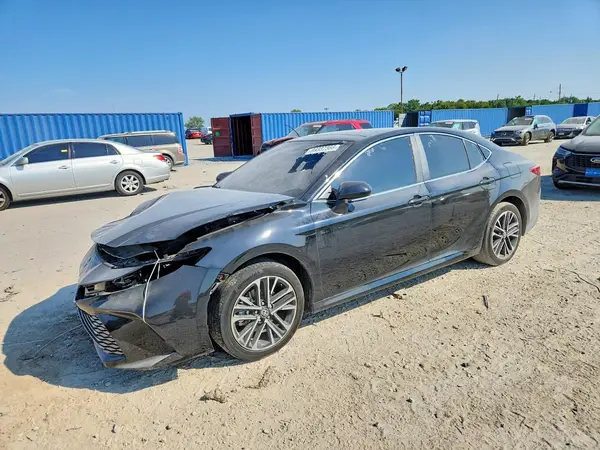 4T1DBADK5TU556892 — 2026 Toyota Camry, Передняя часть (Front End), фото до ремонта