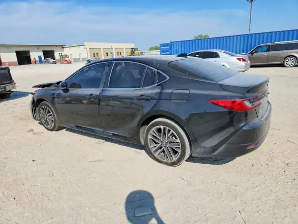 4T1DBADK5TU556892 — 2026 Toyota Camry, фото 2 с аукциона Copart, Передняя часть