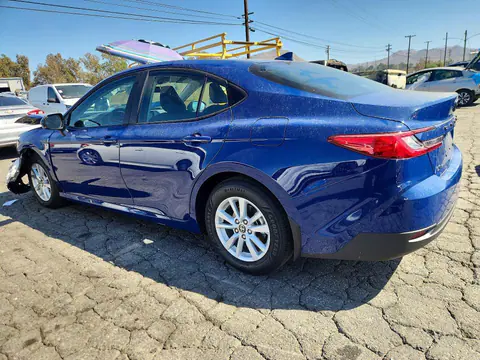 2026 Toyota Camry VIN 4T1DAACK1TU285740 фото 2