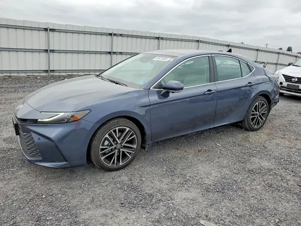 4T1DBADK3TU557328 — 2026 Toyota Camry, Задняя часть (Rear End), фото до ремонта