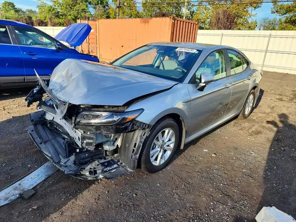 4T1DBADKXTU045131 — 2026 Toyota Camry, Передняя часть (Front End), фото до ремонта