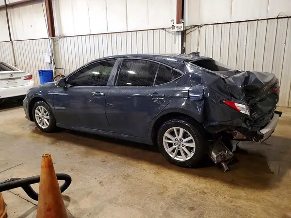4T1DBADK8TU550228 — 2026 Toyota Camry, фото 2 с аукциона Copart, Задняя часть