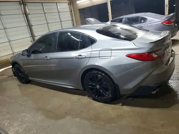 4T1DAACK5TU696896 — 2026 Toyota Camry, фото 2 с аукциона Copart, Боковая часть