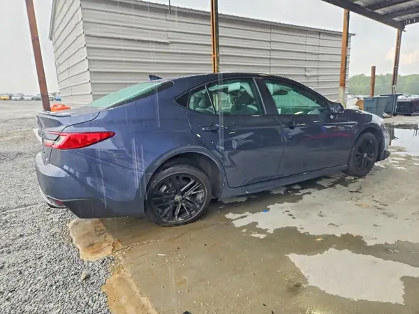 4T1DAACK5TU681573 — 2026 Toyota Camry, фото 3 с аукциона Copart, Боковая часть