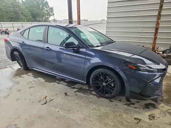 4T1DAACK5TU681573 — 2026 Toyota Camry, фото 4 с аукциона Copart, Боковая часть