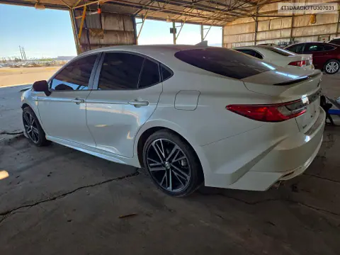 2026 Toyota Camry Xse VIN 4T1DAACK7TU307031 фото 2