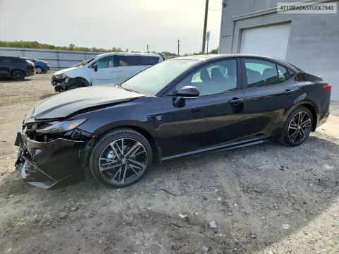 2026 Toyota Camry Xse VIN 4T1DBADK5TU067943 фото 1