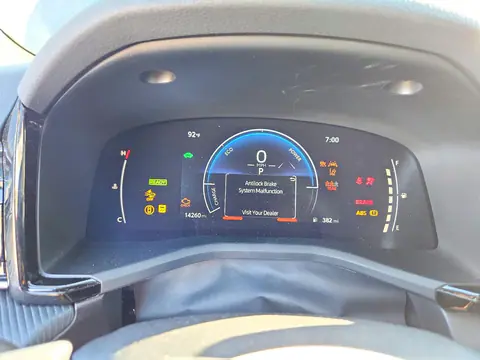 2026 Toyota Camry Se VIN 4T1DAACK8TU718132 фото 9