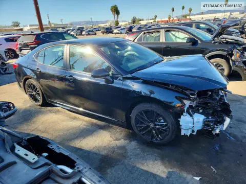 2026 Toyota Camry Se VIN 4T1DAACK1TU661837 фото 4